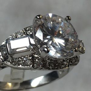 Marlene Dietrich Vintage Hollywood Collection Ring